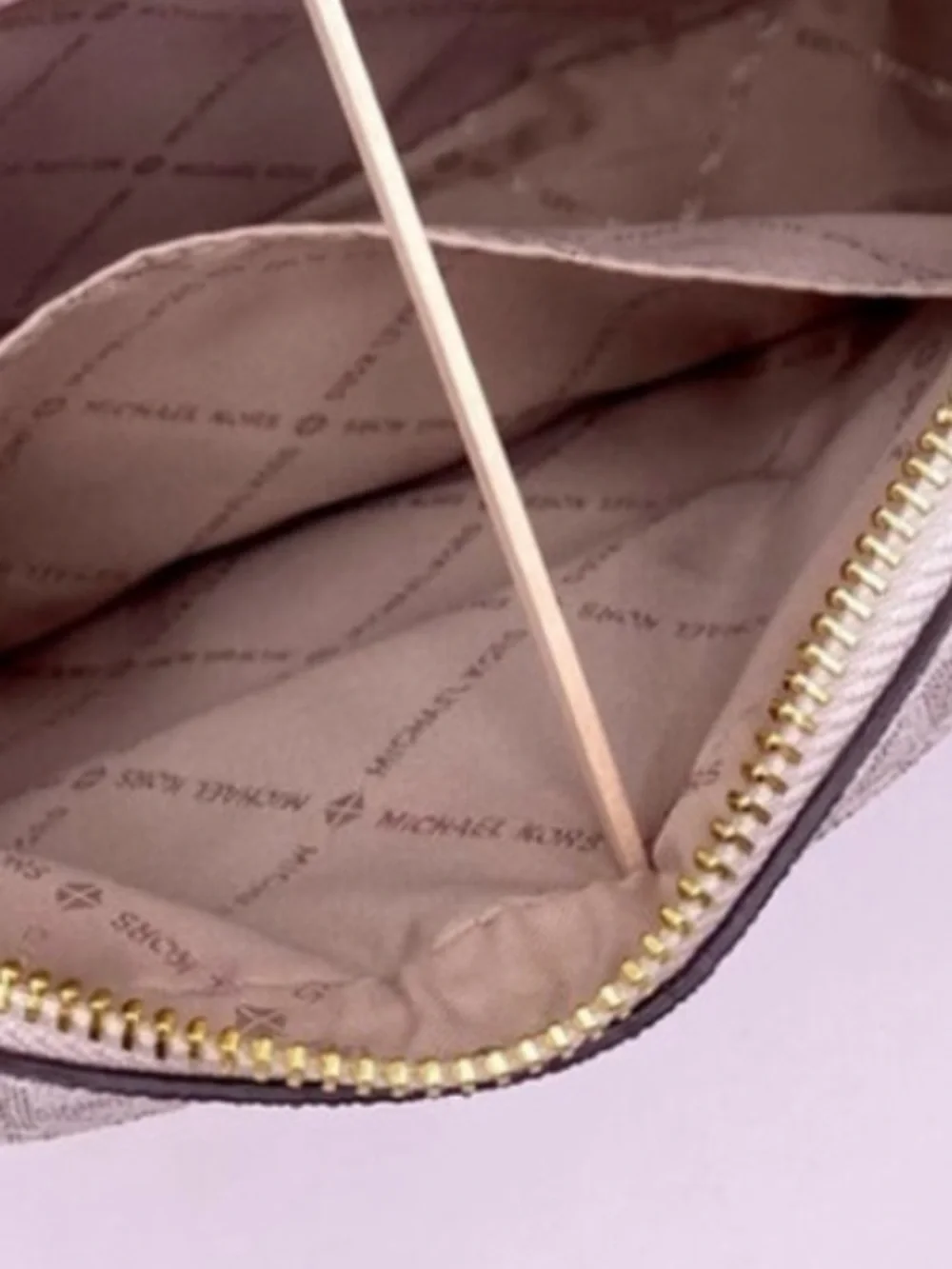 Michael Kors EW zip Chain Crossbody